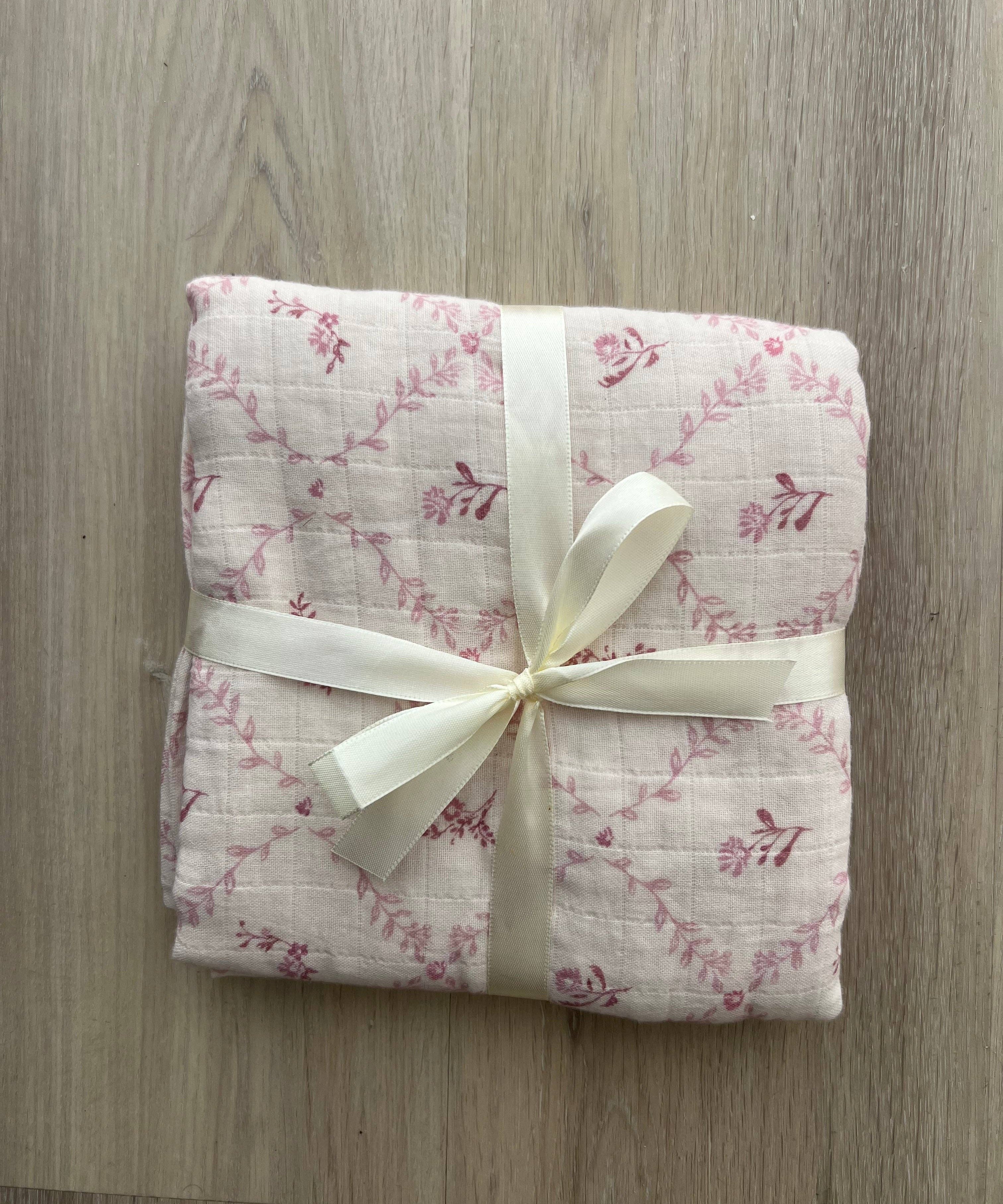 Mauve Lattice Muslin Blanket